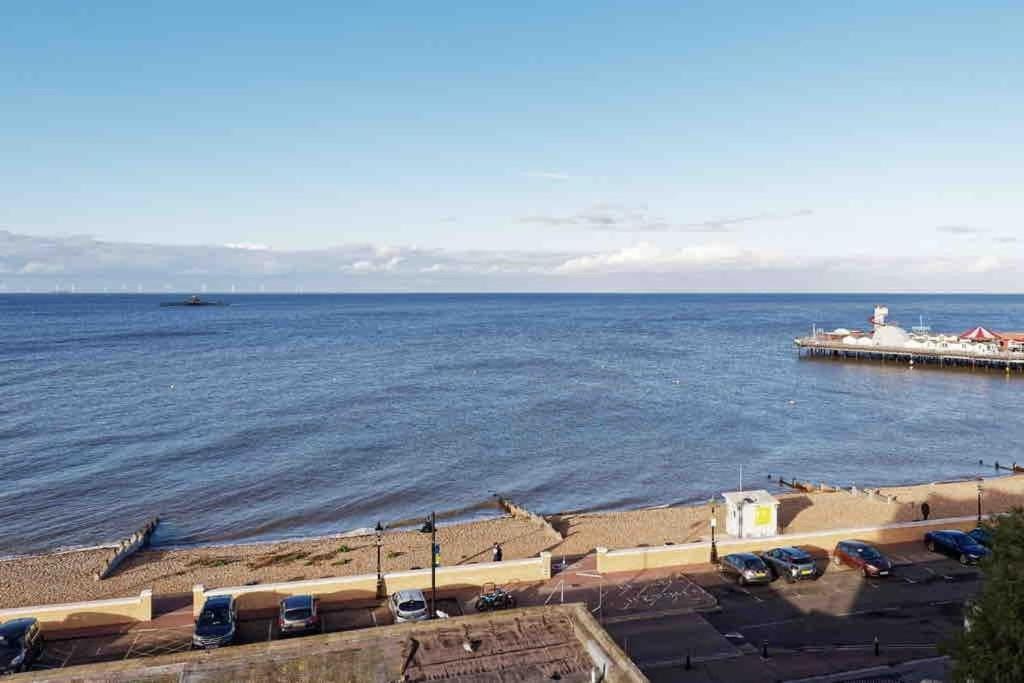 Stylish Beach Front Retreat 2 Bedrooms Herne Bay Exterior foto